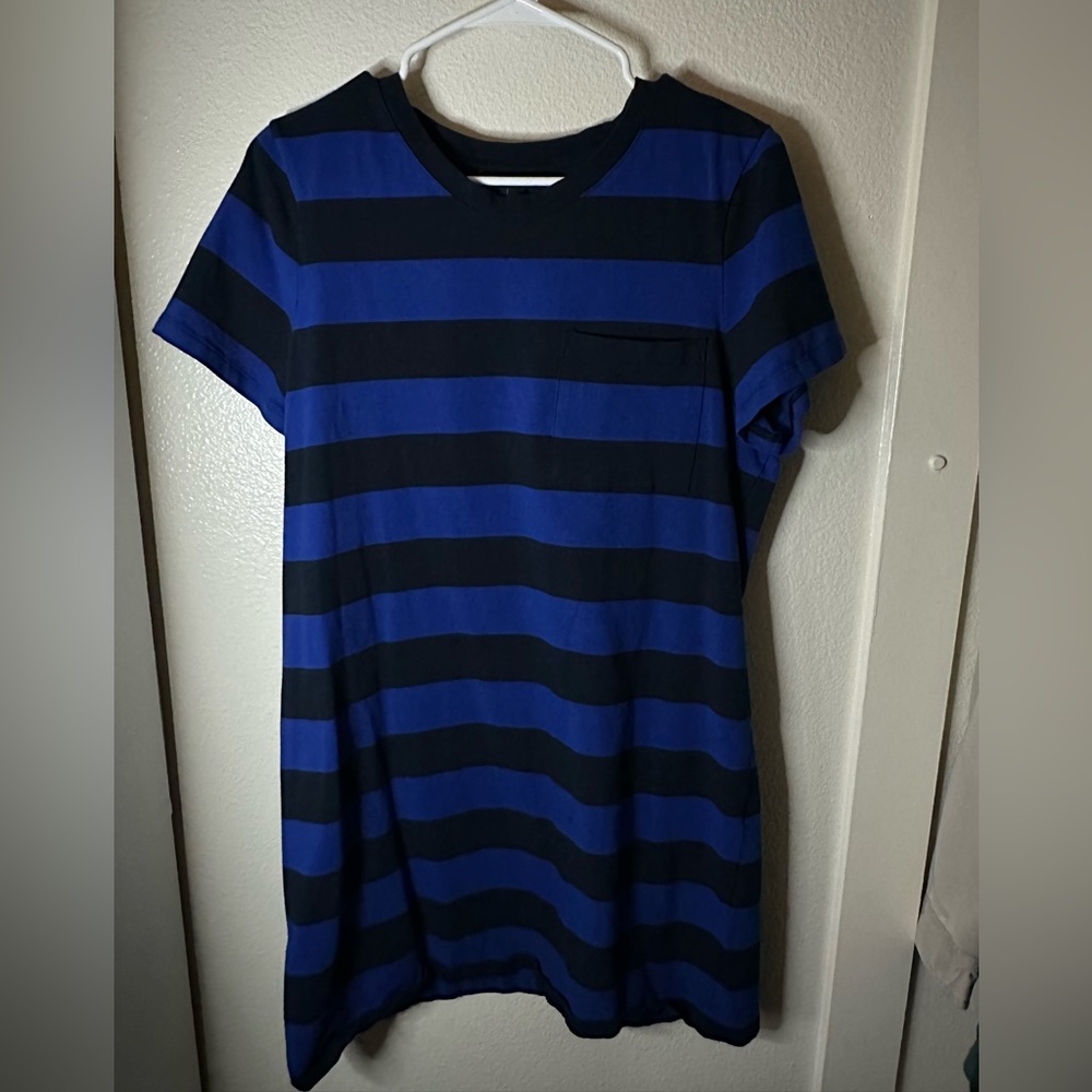 Banana Republic - Mini T - Shirt Navy Strip Dress